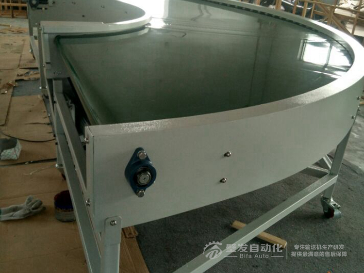 180度轉(zhuǎn)彎機